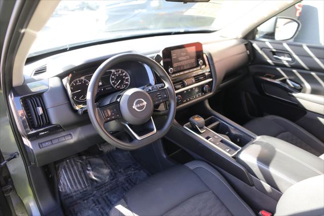 2022 Nissan Pathfinder S 2WD