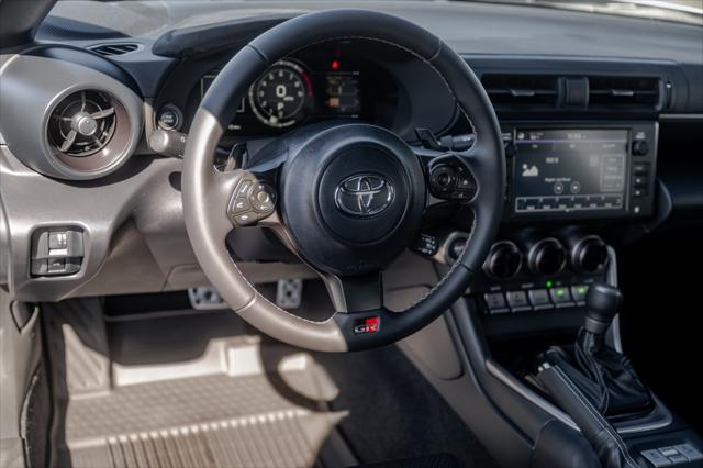 2025 Toyota GR86 Premium