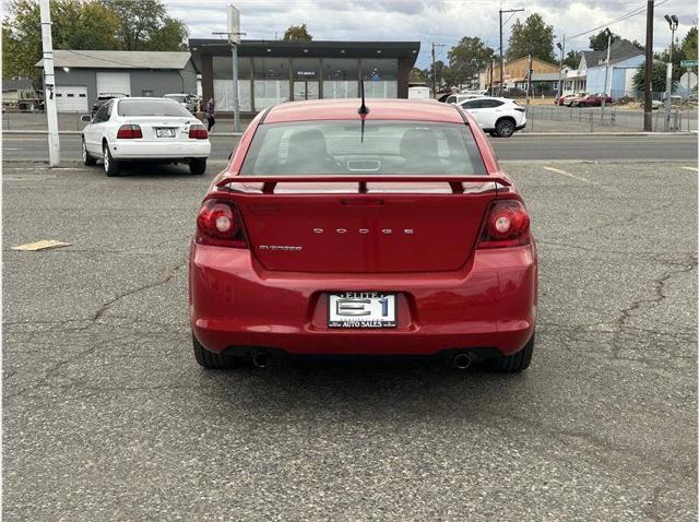 2014 Dodge Avenger SE