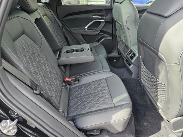 2025 Audi SQ5 Premium Plus TFSI quattro S tronic