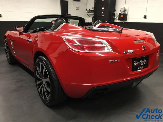 2008 Saturn Sky Red Line