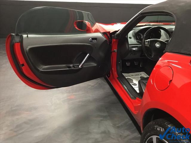 2008 Saturn Sky Red Line