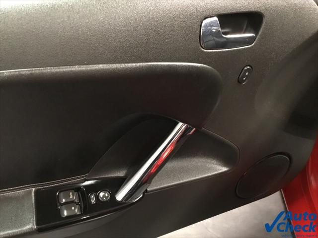 2008 Saturn Sky Red Line