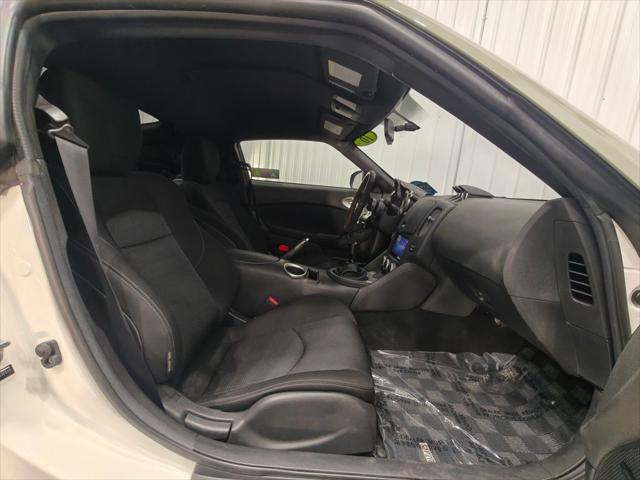 2016 Nissan 370Z Sport