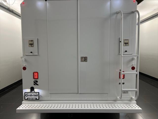 2026 Ford E-350 Cutaway Base