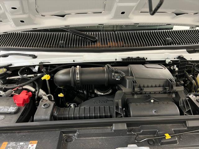 2026 Ford E-350 Cutaway Base