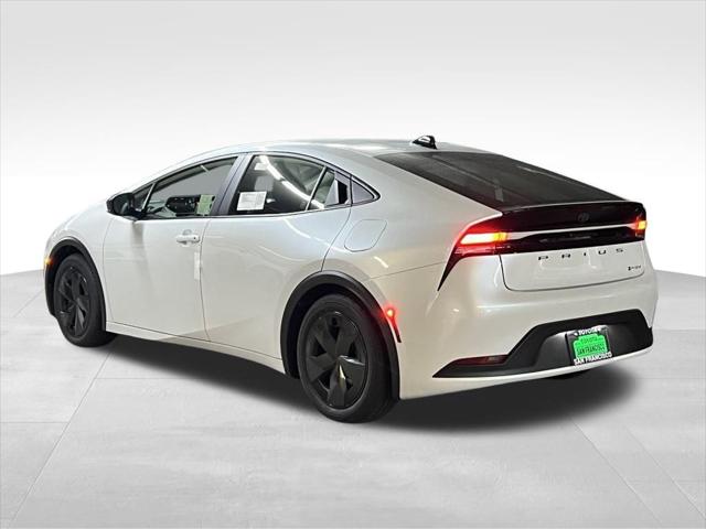 2026 Toyota Prius Plug-In SE