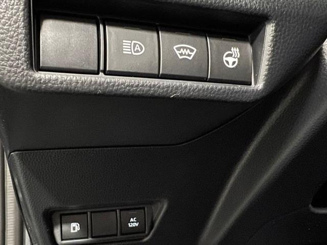 2026 Toyota Prius Plug-In SE