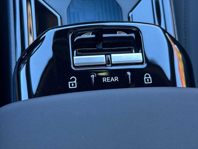 2025 Volvo EX30 Plus Twin Motor Performance, Fully electric