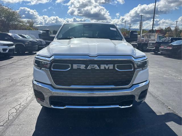 2025 RAM 1500 Lone Star Crew Cab 4x4 57 Box