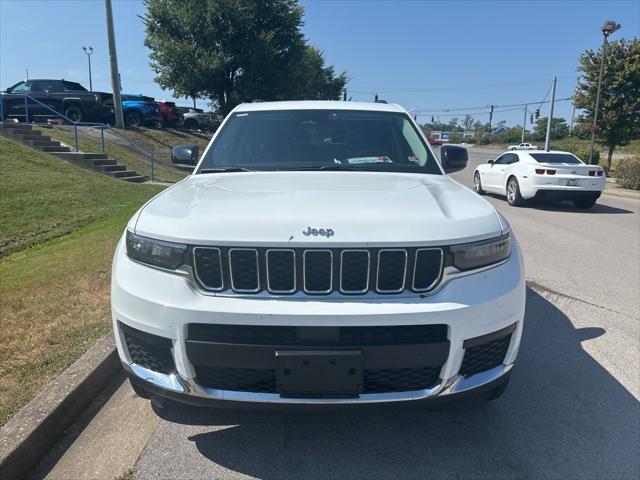 2023 Jeep Grand Cherokee L Laredo 4x4