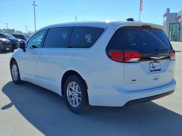 2026 Chrysler Voyager VOYAGER LX