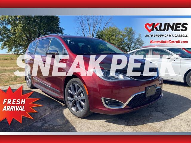 2017 Chrysler Pacifica Limited 2017 Chrysler Pacifica Limited