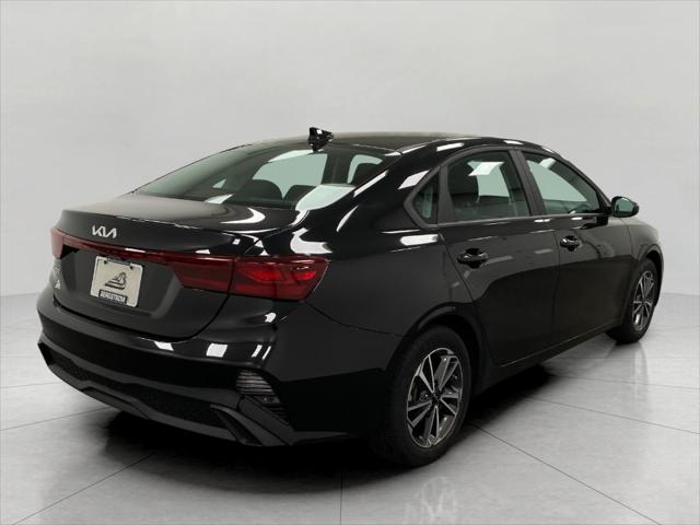 2022 Kia Forte LXS 2022 Kia Forte LXS