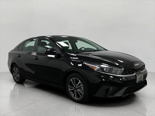 2022 Kia Forte LXS 2022 Kia Forte LXS