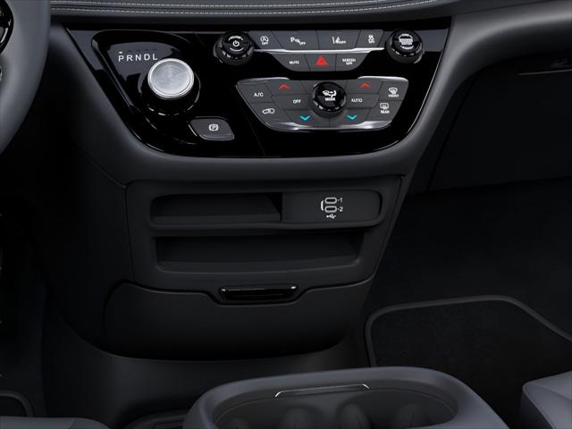 2026 Chrysler Pacifica Select AWD