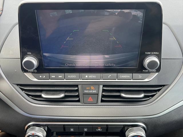 2024 Nissan Altima SR FWD