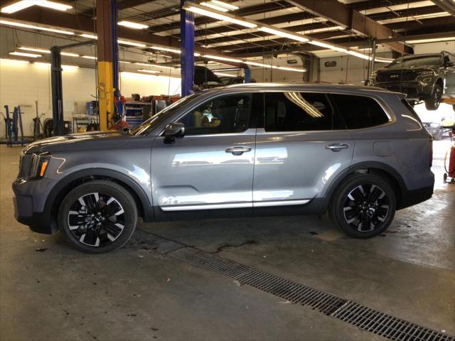 2024 Kia Telluride SX Prestige 2024 Kia Telluride SX Prestige
