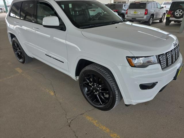 2020 Jeep Grand Cherokee Altitude 4X4 2020 Jeep Grand Cherokee Altitude 4X4