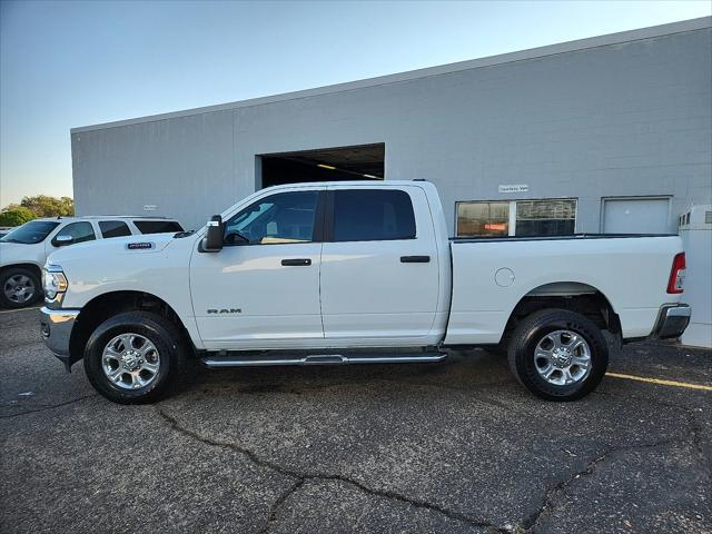 2024 RAM 2500 Big Horn Crew Cab 4x4 64 Box 2024 RAM 2500 Big Horn Crew Cab 4x4 64 Box