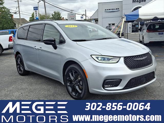 2023 Chrysler Pacifica Limited AWD