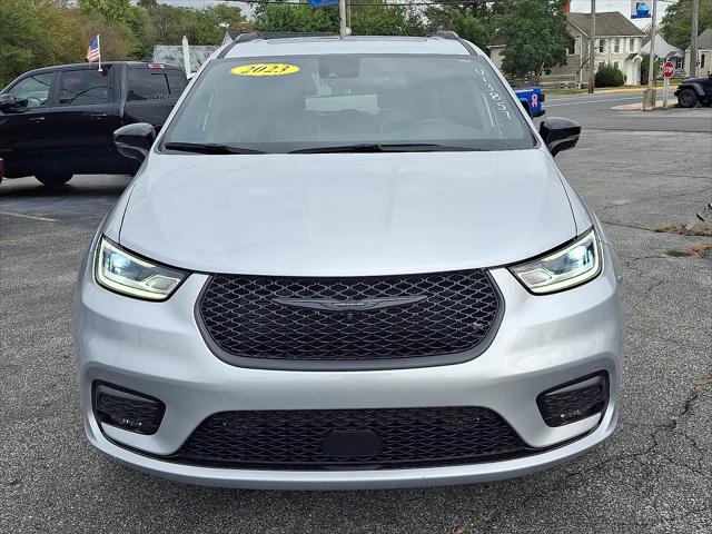 2023 Chrysler Pacifica Limited AWD