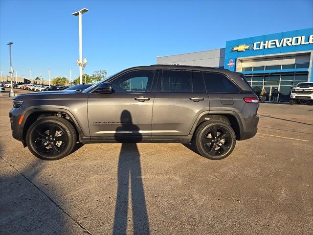 2022 Jeep Grand Cherokee Altitude 4x4