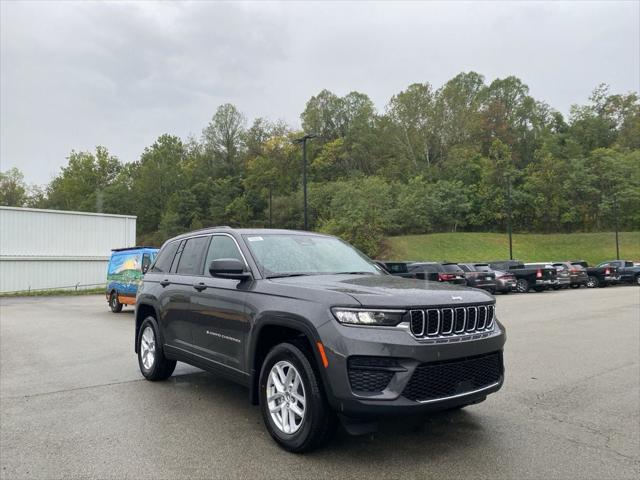 2025 Jeep Grand Cherokee GRAND CHEROKEE LAREDO X 4X4