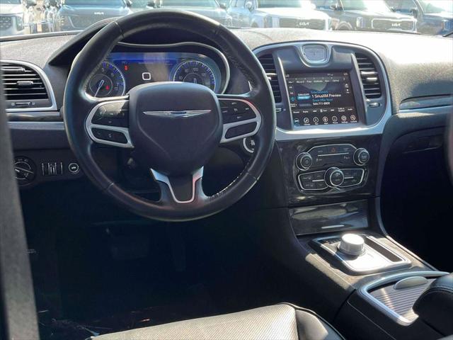 2022 Chrysler 300 Touring L AWD