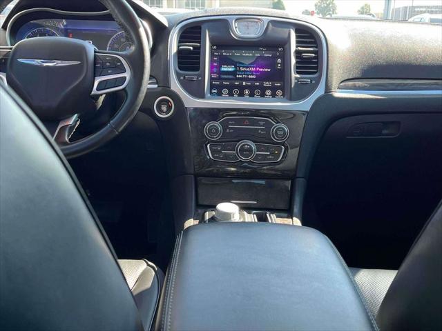 2022 Chrysler 300 Touring L AWD