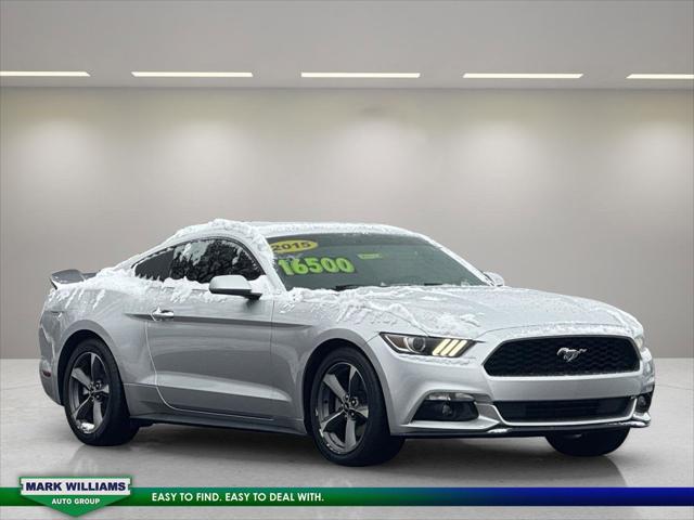 2015 Ford Mustang V6
