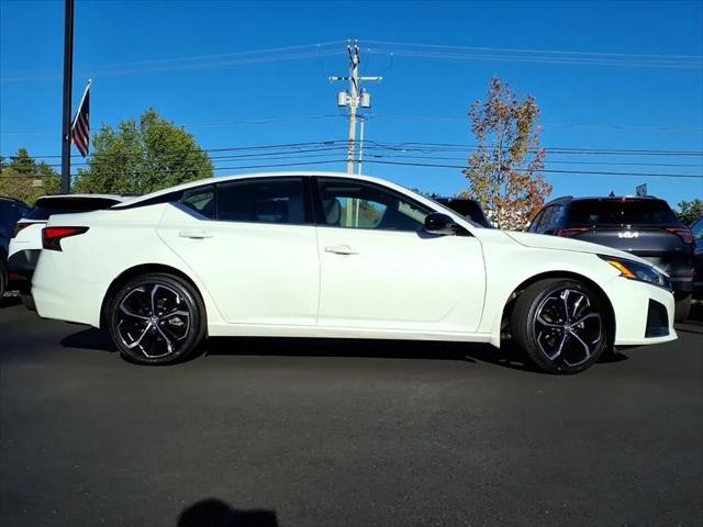 2024 Nissan Altima SR Intelligent AWD