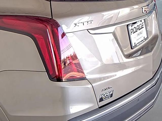 2022 Cadillac XT5 AWD Premium Luxury