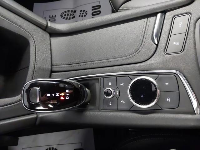 2022 Cadillac XT5 AWD Premium Luxury