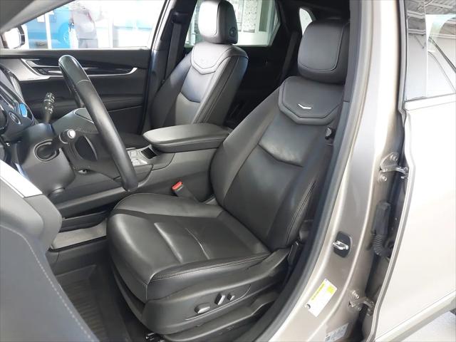 2022 Cadillac XT5 AWD Premium Luxury