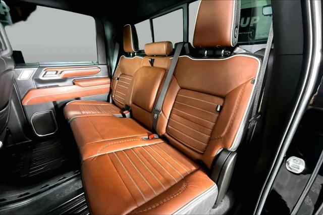 2025 GMC Sierra 3500HD 4WD Crew Cab Long Bed Denali Ultimate