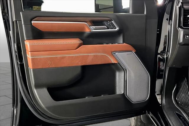 2025 GMC Sierra 3500HD 4WD Crew Cab Long Bed Denali Ultimate