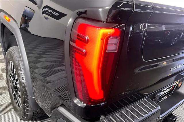 2025 GMC Sierra 3500HD 4WD Crew Cab Long Bed Denali Ultimate