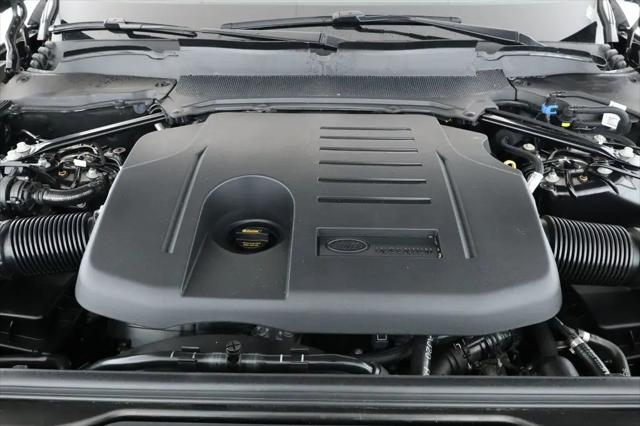 2024 Land Rover Discovery P360 Dynamic SE
