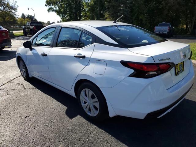 2021 Nissan Versa S Xtronic CVT