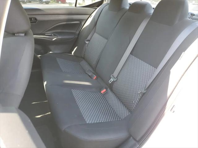 2021 Nissan Versa S Xtronic CVT
