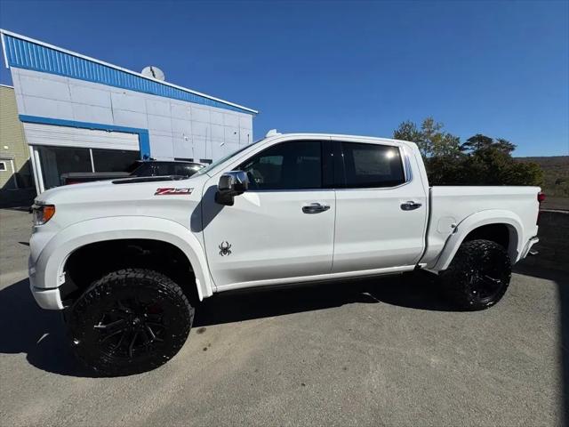 2025 Chevrolet Silverado 1500 4WD Crew Cab Short Bed LTZ