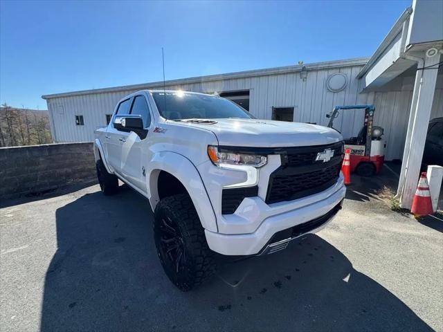 2025 Chevrolet Silverado 1500 4WD Crew Cab Short Bed LTZ