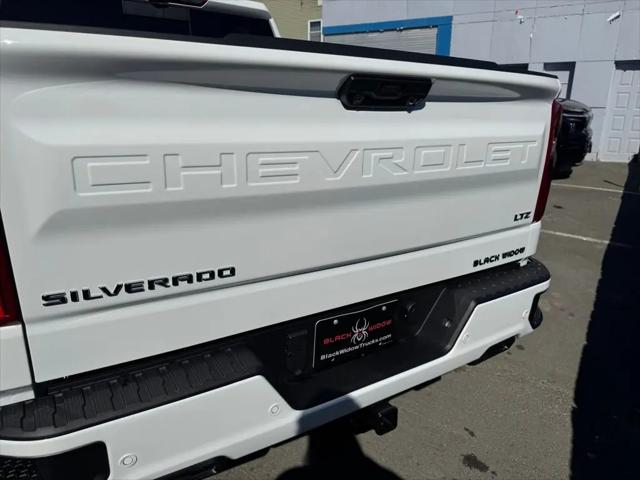 2025 Chevrolet Silverado 1500 4WD Crew Cab Short Bed LTZ