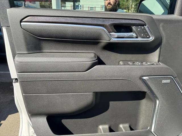2025 Chevrolet Silverado 1500 4WD Crew Cab Short Bed LTZ