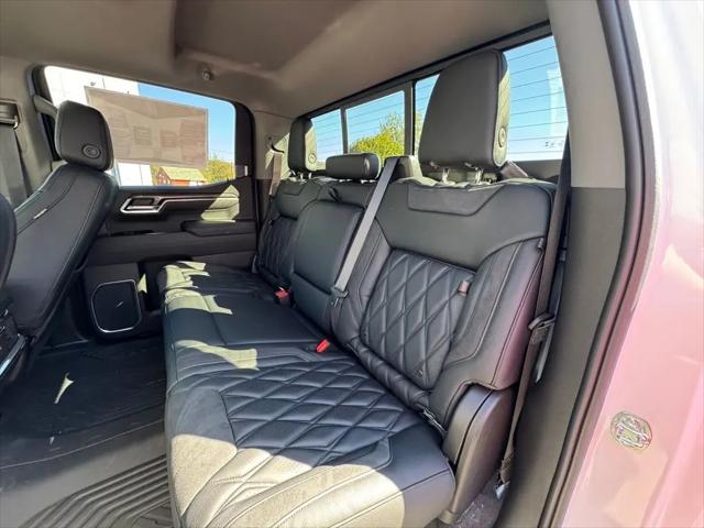 2025 Chevrolet Silverado 1500 4WD Crew Cab Short Bed LTZ