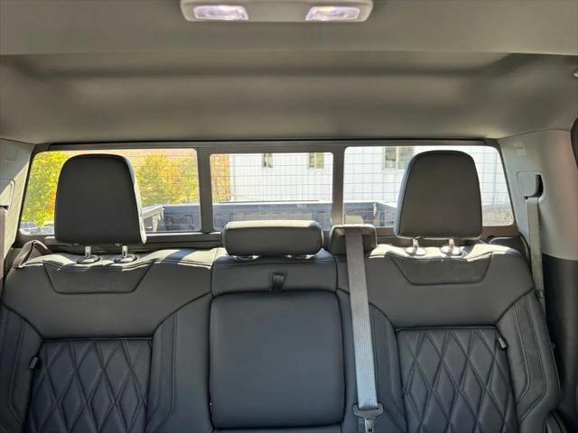 2025 Chevrolet Silverado 1500 4WD Crew Cab Short Bed LTZ