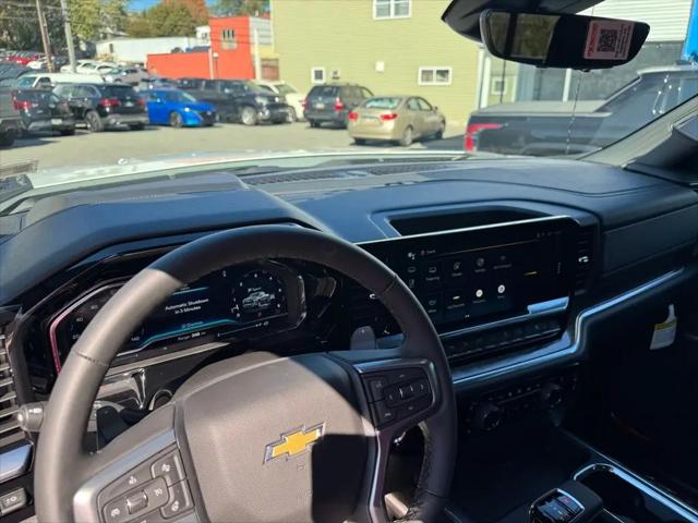 2025 Chevrolet Silverado 1500 4WD Crew Cab Short Bed LTZ