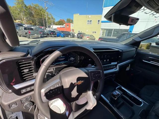 2025 Chevrolet Silverado 1500 4WD Crew Cab Short Bed LTZ