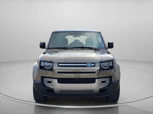 2025 Land Rover Defender 110 P500 X-Dynamic SE